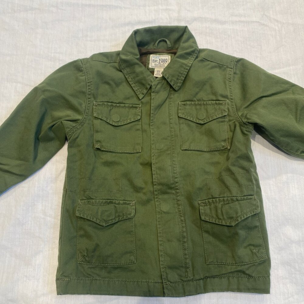 The Children's Place Army Green Jacket Size 5T SUPER CUTE!